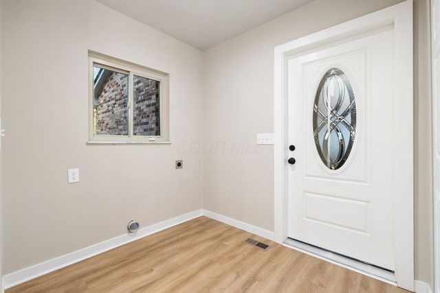 2687 Snouffer Road, Columbus, OH 43235