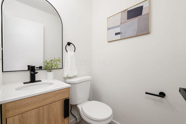 2687 Snouffer Road, Columbus, OH 43235