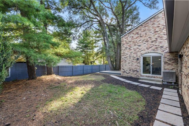 2687 Snouffer Road, Columbus, OH 43235