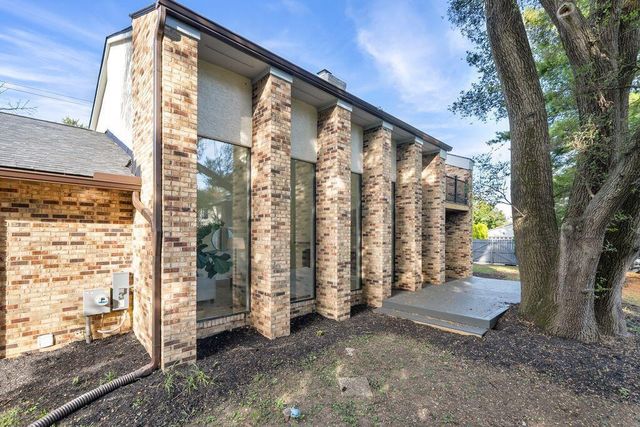 2687 Snouffer Road, Columbus, OH 43235