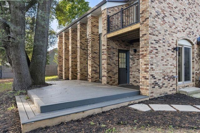 2687 Snouffer Road, Columbus, OH 43235