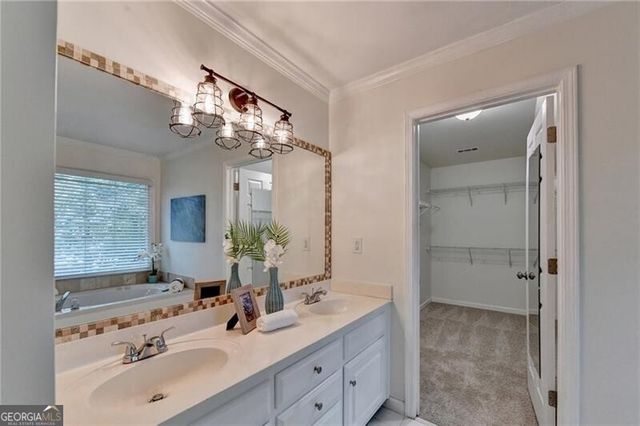 150 Ashewoode Downs Lane, Johns Creek, GA 30005