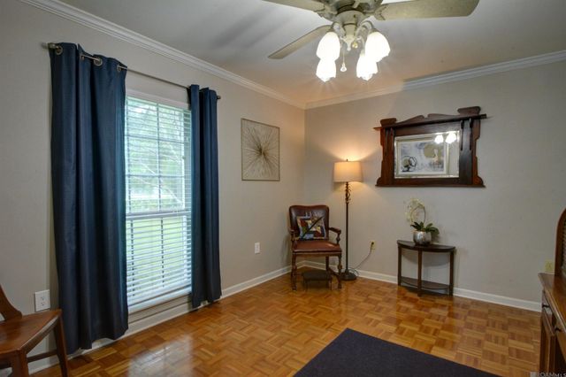 14810 Crystal Dr, Central, LA 70770