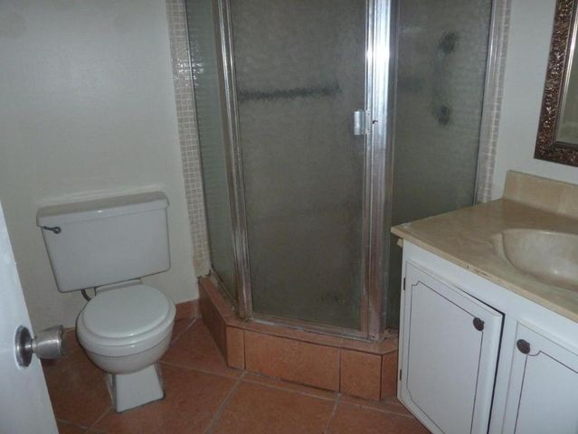 9355 SW 8th Street 103, Boca Raton, FL 33428