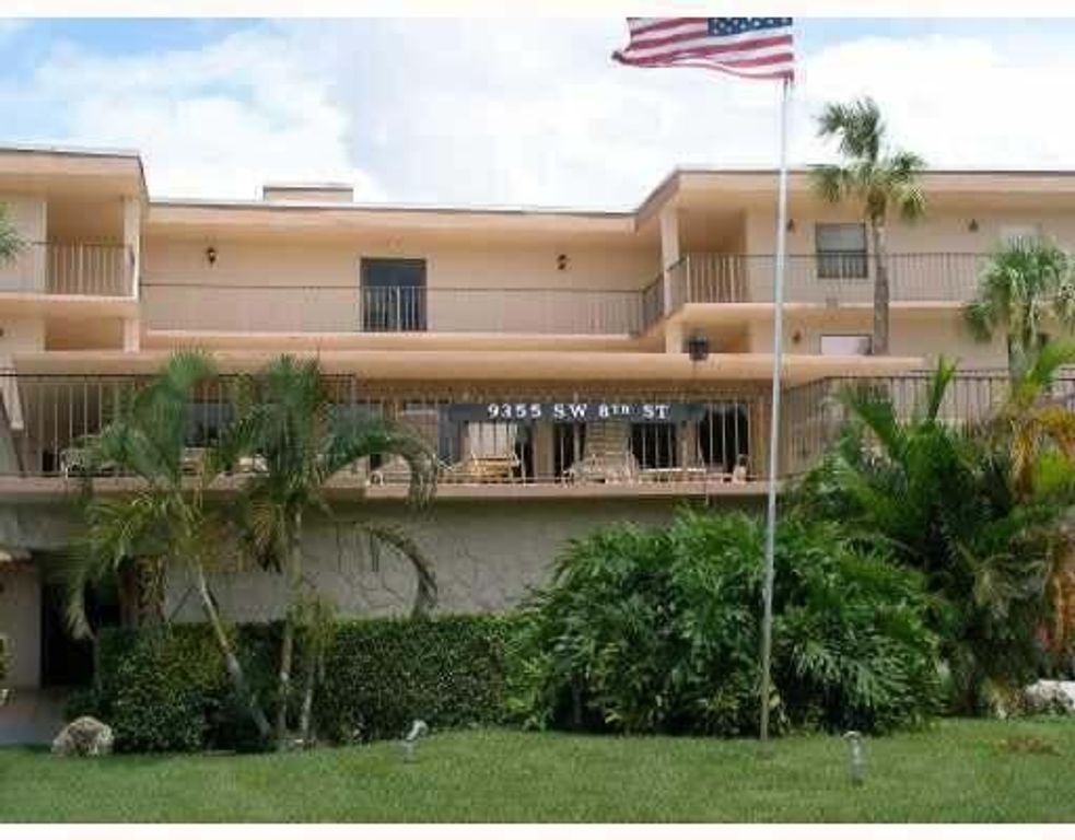 9355 SW 8th Street 103, Boca Raton, FL 33428