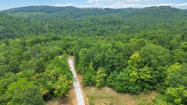 11 Genes Road, Somerset, KY 42503