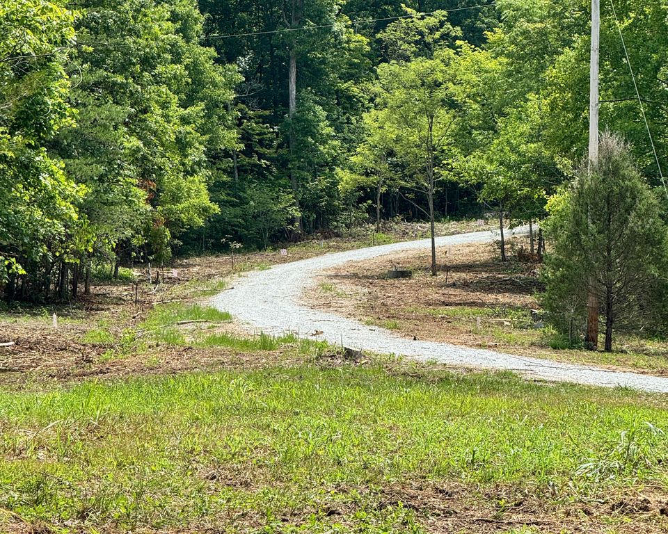 11 Genes Road, Somerset, KY 42503