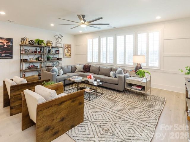 110 Willow View Loop, Davidson, NC 28036