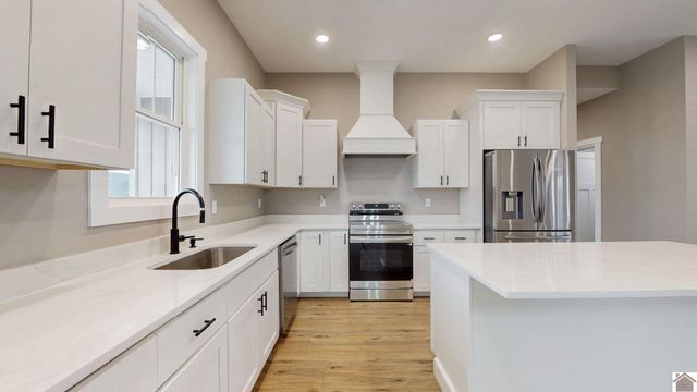 80 Ellie Court, Mayfield, KY 42066