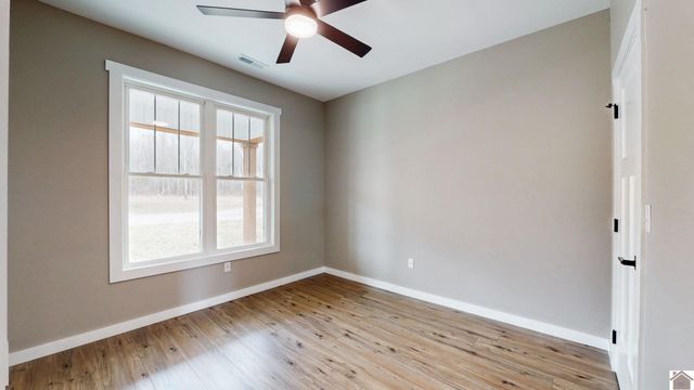 80 Ellie Court, Mayfield, KY 42066