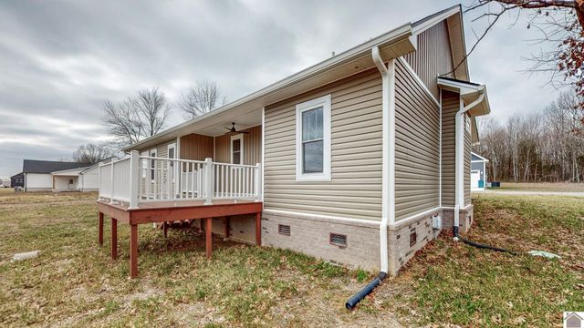 80 Ellie Court, Mayfield, KY 42066