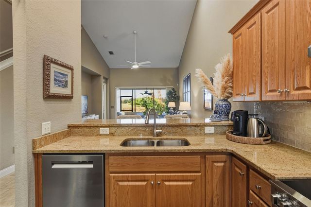 2956 MISSION LAKES DRIVE 49, Lakeland, FL 33803