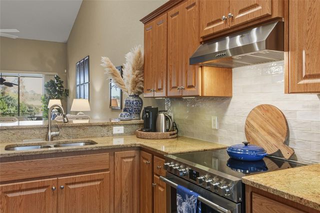 2956 MISSION LAKES DRIVE 49, Lakeland, FL 33803