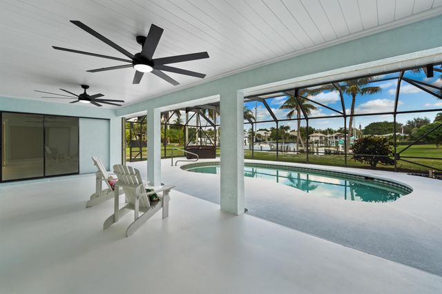 2807 NW St Lucie Lane, Stuart, FL 34994