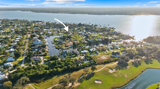 2807 NW St Lucie Lane, Stuart, FL 34994