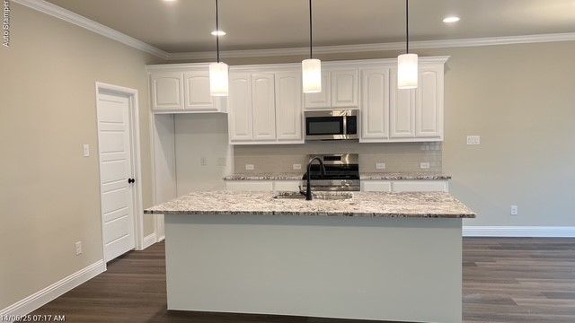 212 Navajo Trail, Alvarado, TX 76009