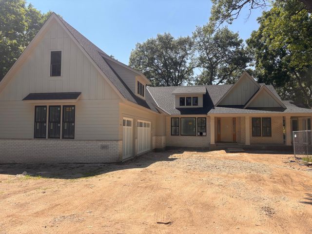 207 Benton Avenue, Wayzata, MN 55391
