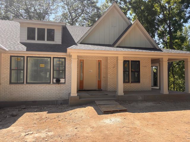 207 Benton Avenue, Wayzata, MN 55391