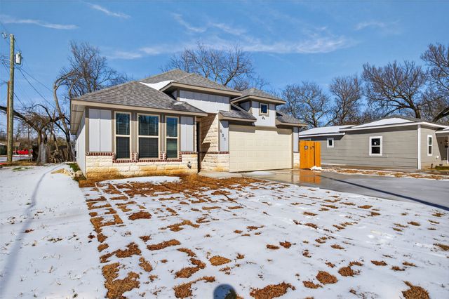 601 E Willingham Street, Cleburne, TX 76031