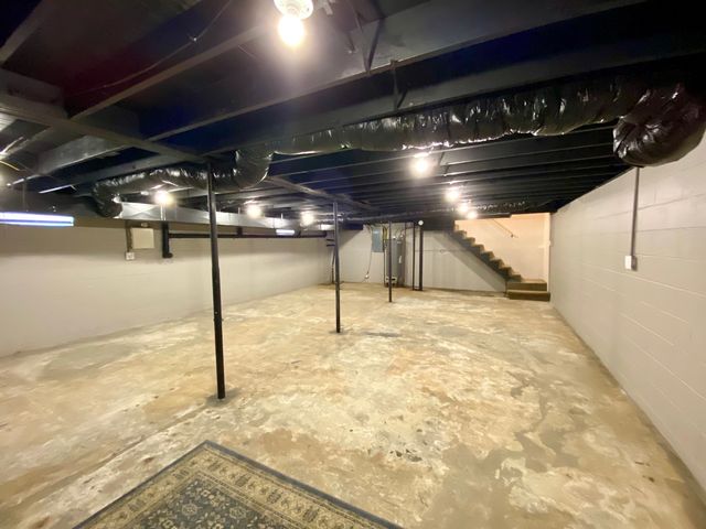 721 N 17th Street, Herrin, IL 62848