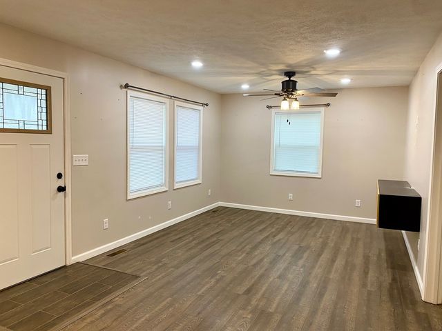 721 N 17th Street, Herrin, IL 62848