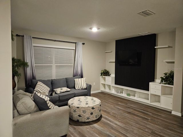32650 OSPREY PEAK WAY, San Antonio, FL 33576