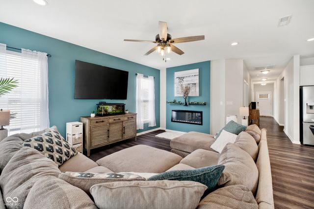 4144 Homestead Drive, Whitestown, IN 46075