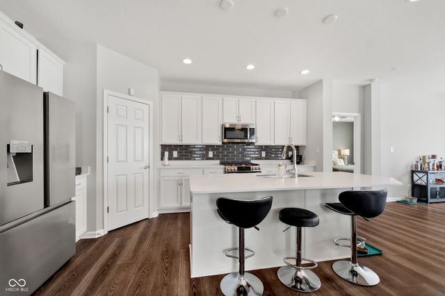 4144 Homestead Drive, Whitestown, IN 46075