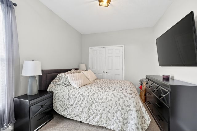 4144 Homestead Drive, Whitestown, IN 46075