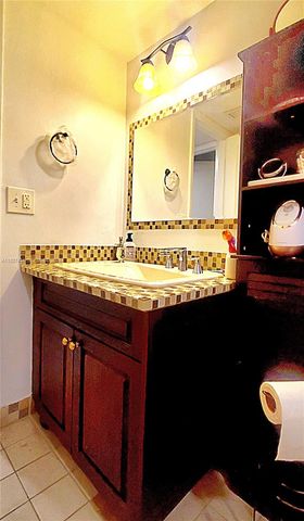 3905 N Nob Hill Rd 510, Sunrise, FL 33351