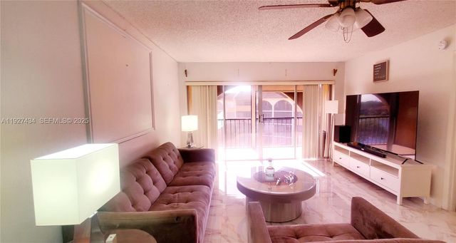 3905 N Nob Hill Rd 510, Sunrise, FL 33351