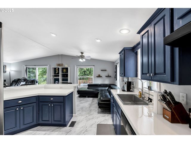 8750 Se 155TH Ave 28, Happy Valley, OR 97086