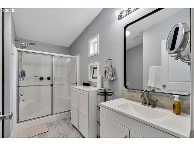 8750 Se 155TH Ave 28, Happy Valley, OR 97086