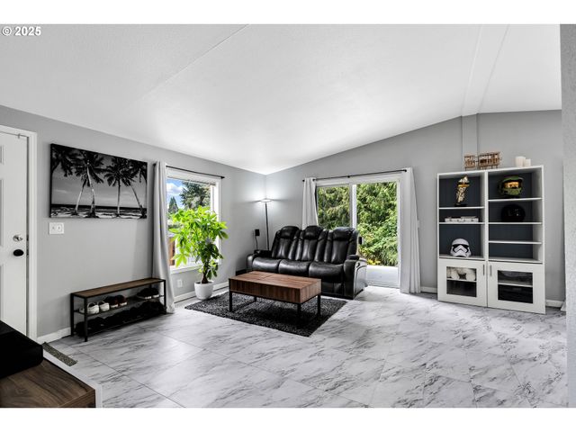 8750 Se 155TH Ave 28, Happy Valley, OR 97086