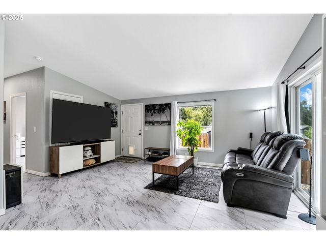 8750 Se 155TH Ave 28, Happy Valley, OR 97086