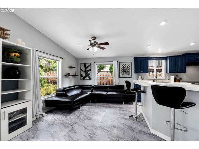 8750 Se 155TH Ave 28, Happy Valley, OR 97086