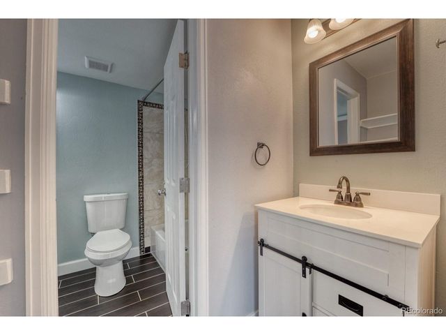 16051 E Alaska Pl 5, Aurora, CO 80017