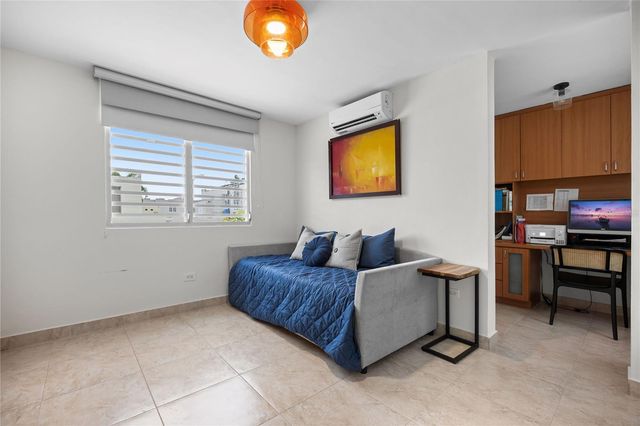 Calle Princesa Diana 52 ESTANCIAS REALES, Guaynabo, PR 00969