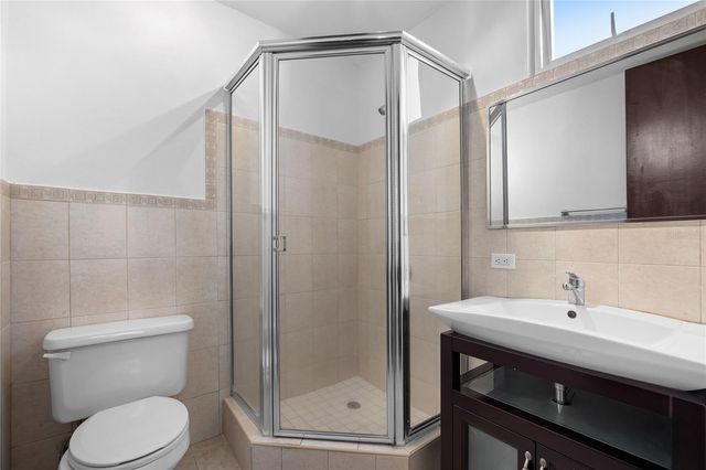 Calle Princesa Diana 52 ESTANCIAS REALES, Guaynabo, PR 00969