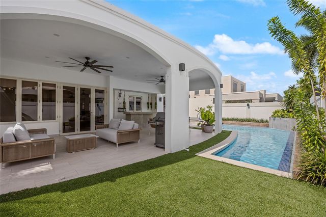 Calle Princesa Diana 52 ESTANCIAS REALES, Guaynabo, PR 00969