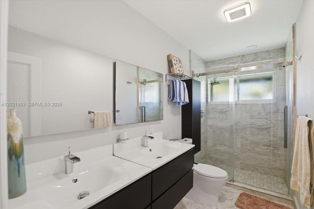 9665 SW 136th St, Miami, FL 33176