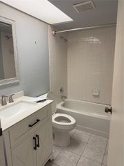2255 SE 27th Drive 102-E, Homestead, FL 33035