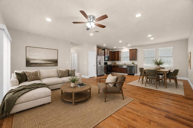 374 Triumph RD, Buda, TX 78610