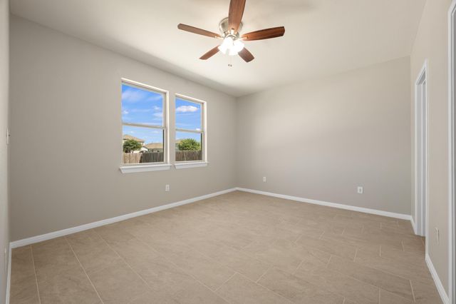 374 Triumph RD, Buda, TX 78610
