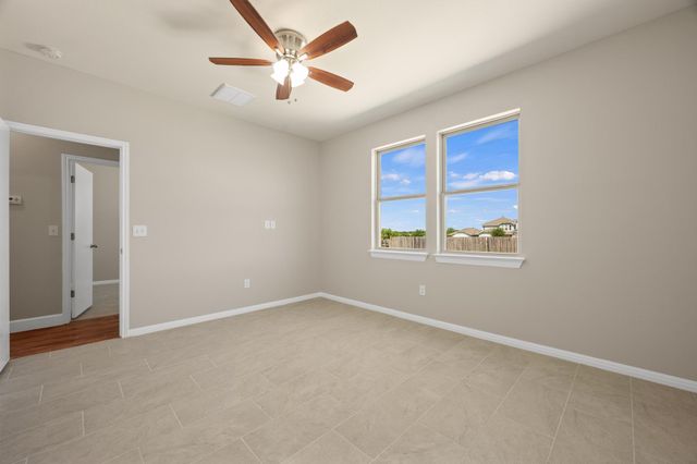 374 Triumph RD, Buda, TX 78610