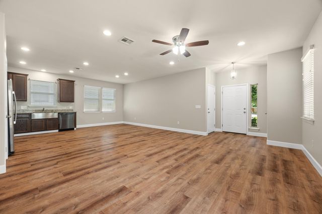 374 Triumph RD, Buda, TX 78610