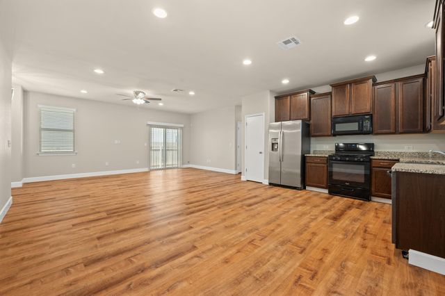 374 Triumph RD, Buda, TX 78610