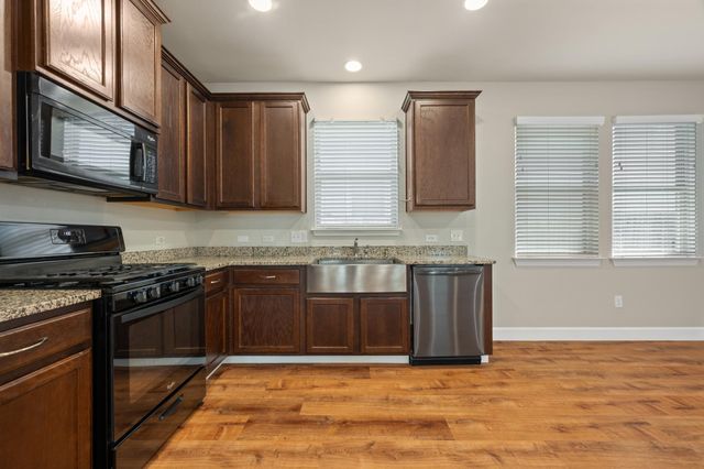 374 Triumph RD, Buda, TX 78610