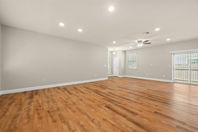 374 Triumph RD, Buda, TX 78610