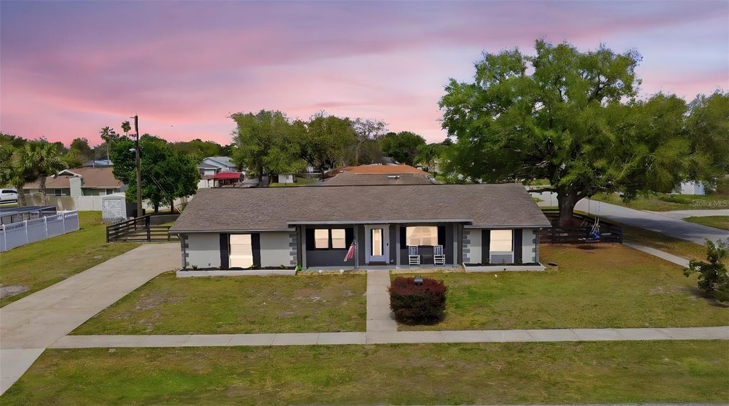 Image 1 of property listing at 184 QUAIL ROOST STREET, Deltona, FL 32725